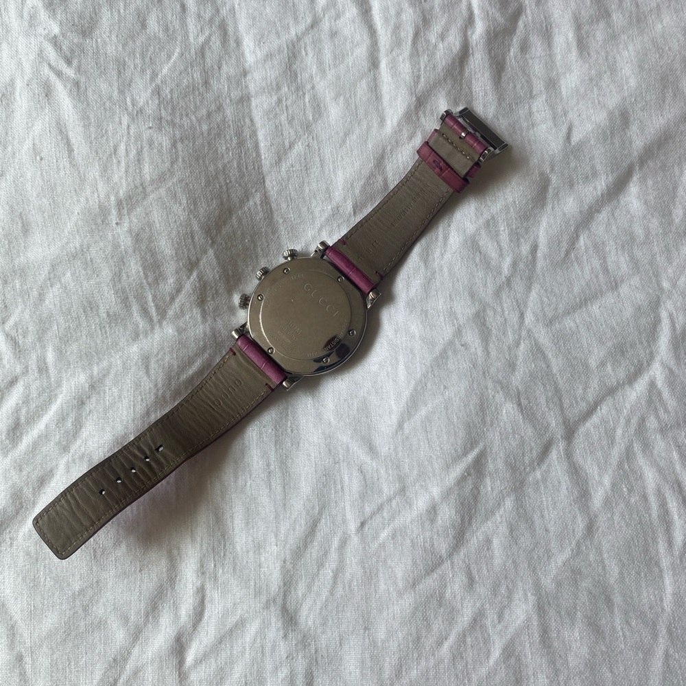 Gucci Crystal Bezel Pink Leather Chronograph Watch - Picture 10 of 10